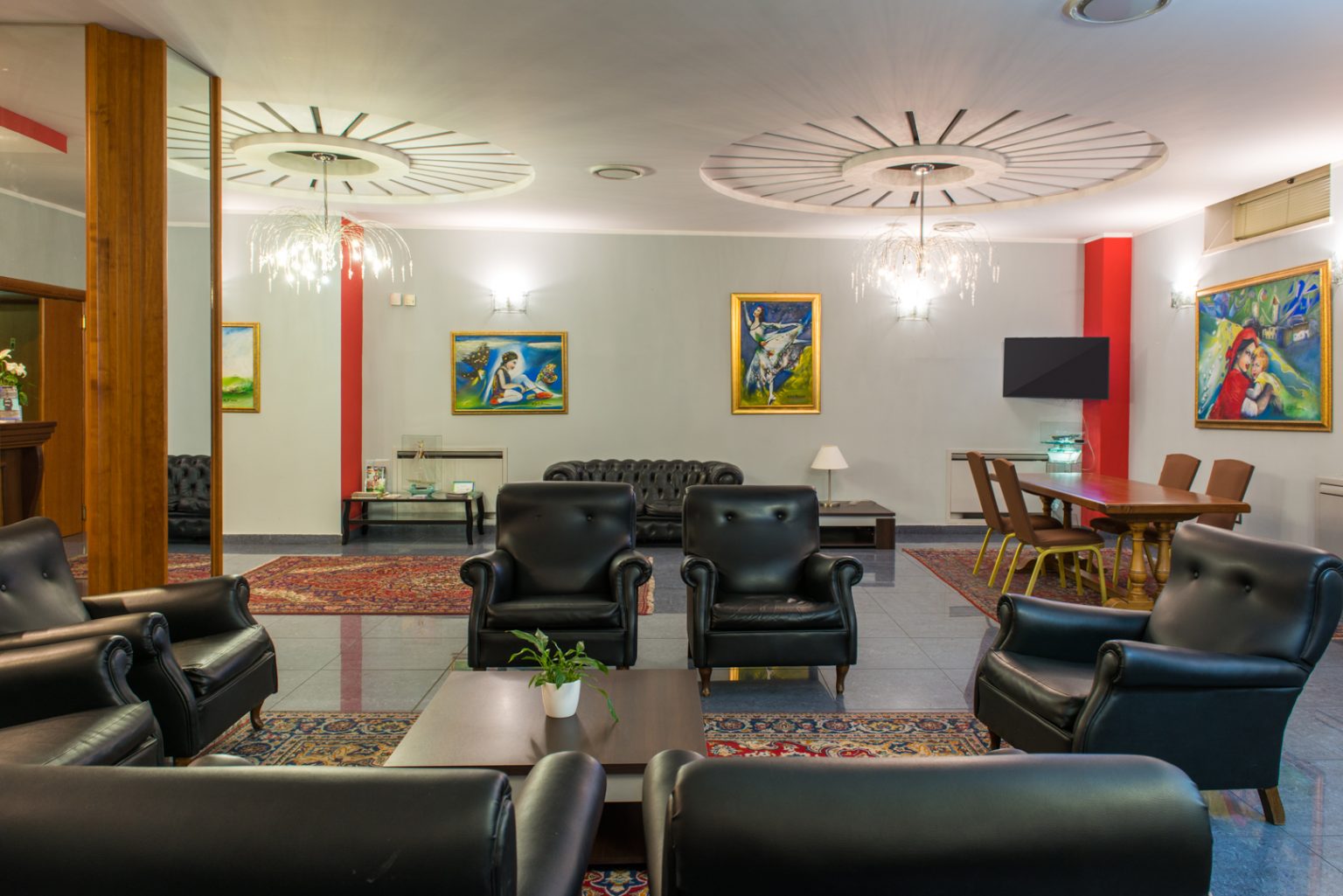 Bar lounge